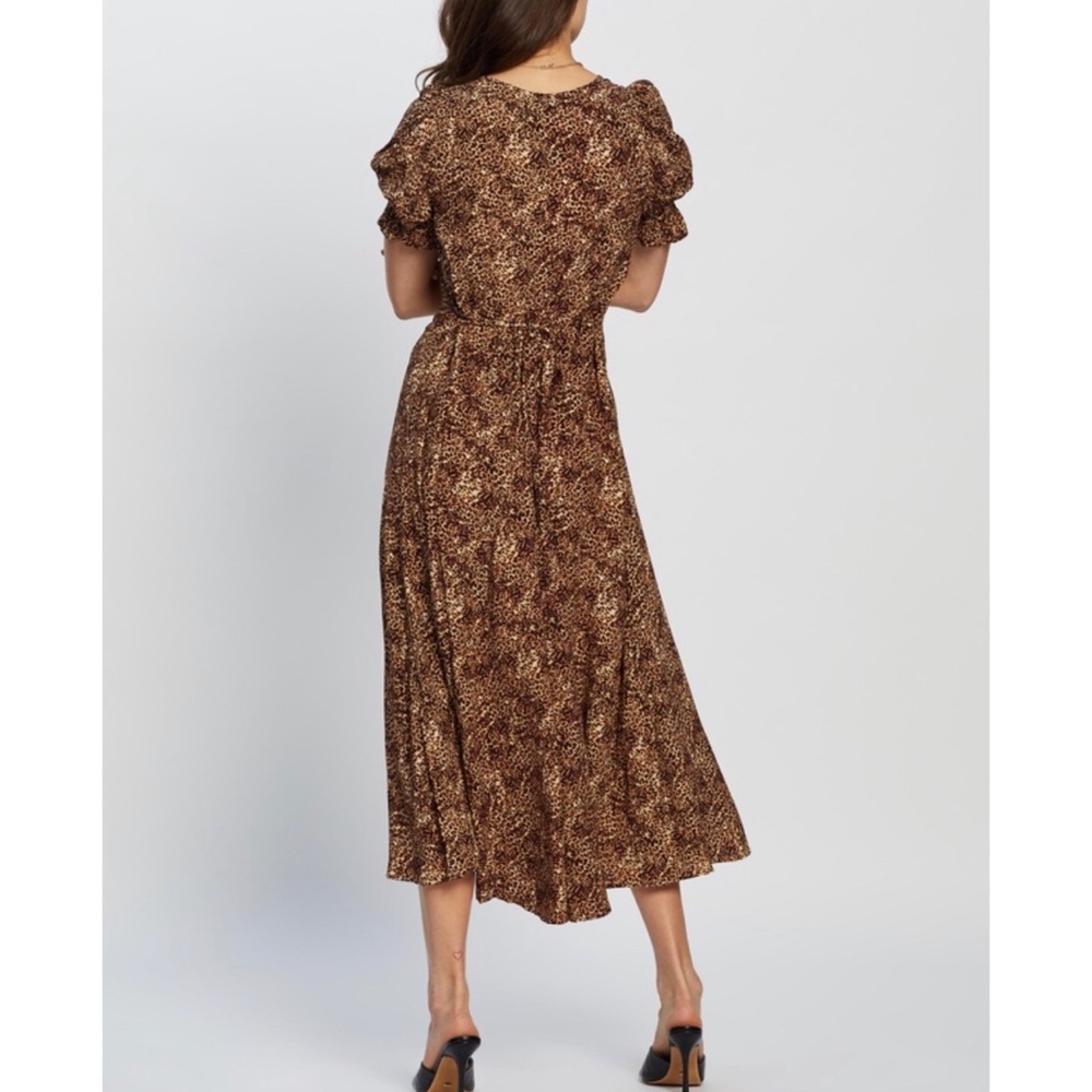Faithfull Maggie Midi dress in Charlie Leopard - Picture 5 of 14